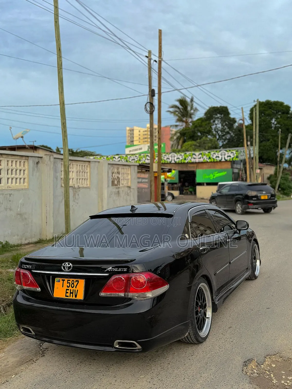 Toyota Crown 2013 Black