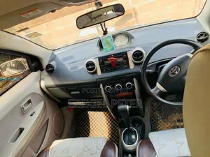 Toyota Altezza 2004 Blue