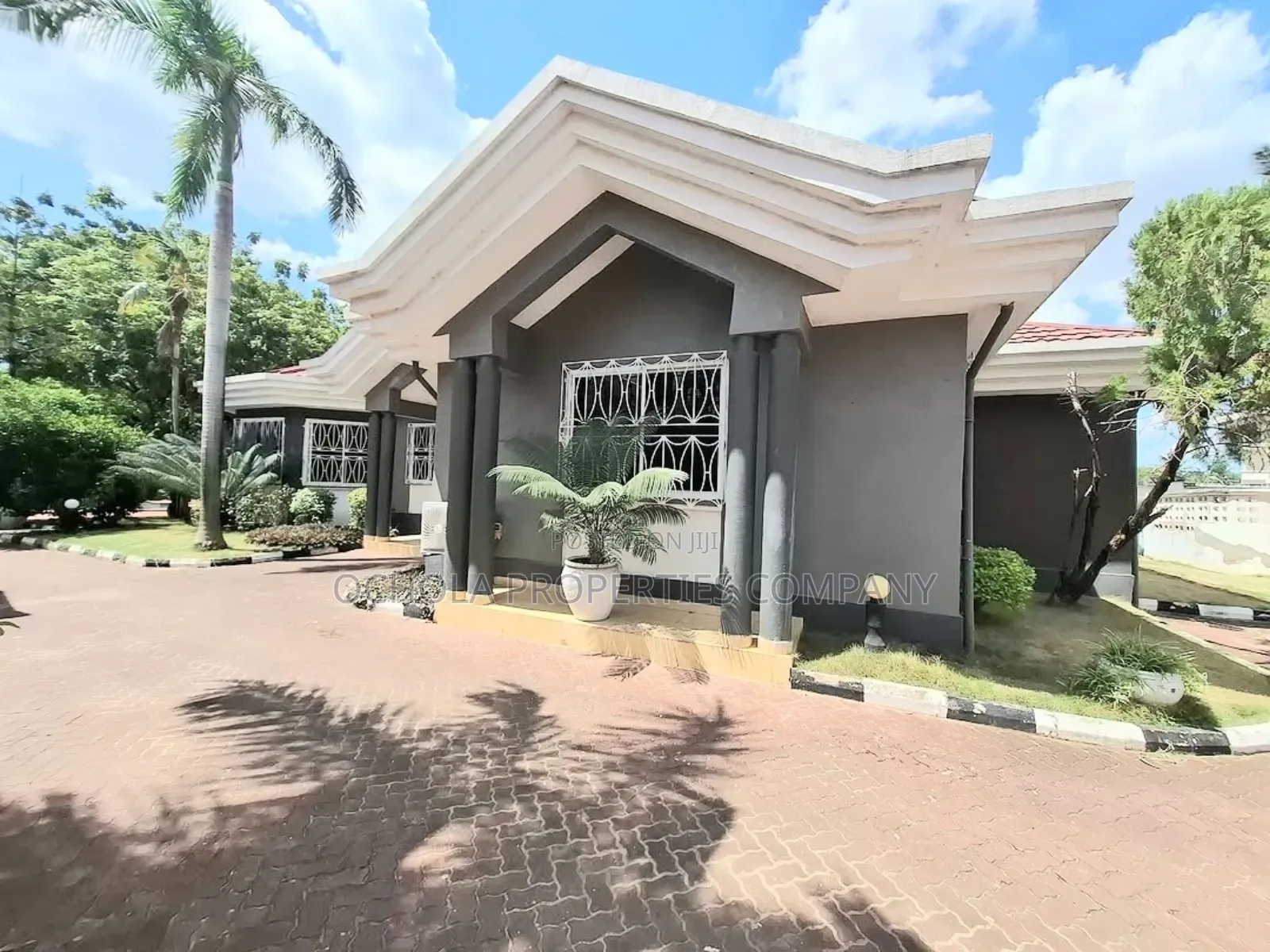 3bdrm Villa in Mikocheni for rent