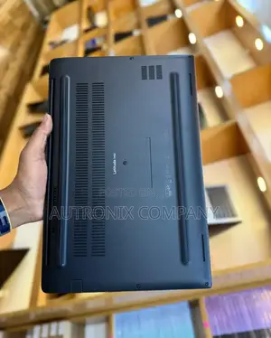 Laptop Dell Latitude E7470 8GB Intel Core I7 SSD 256GB