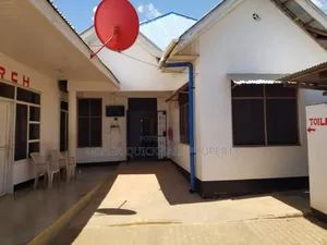 6bdrm House in Kunduchi Mtongani for sale