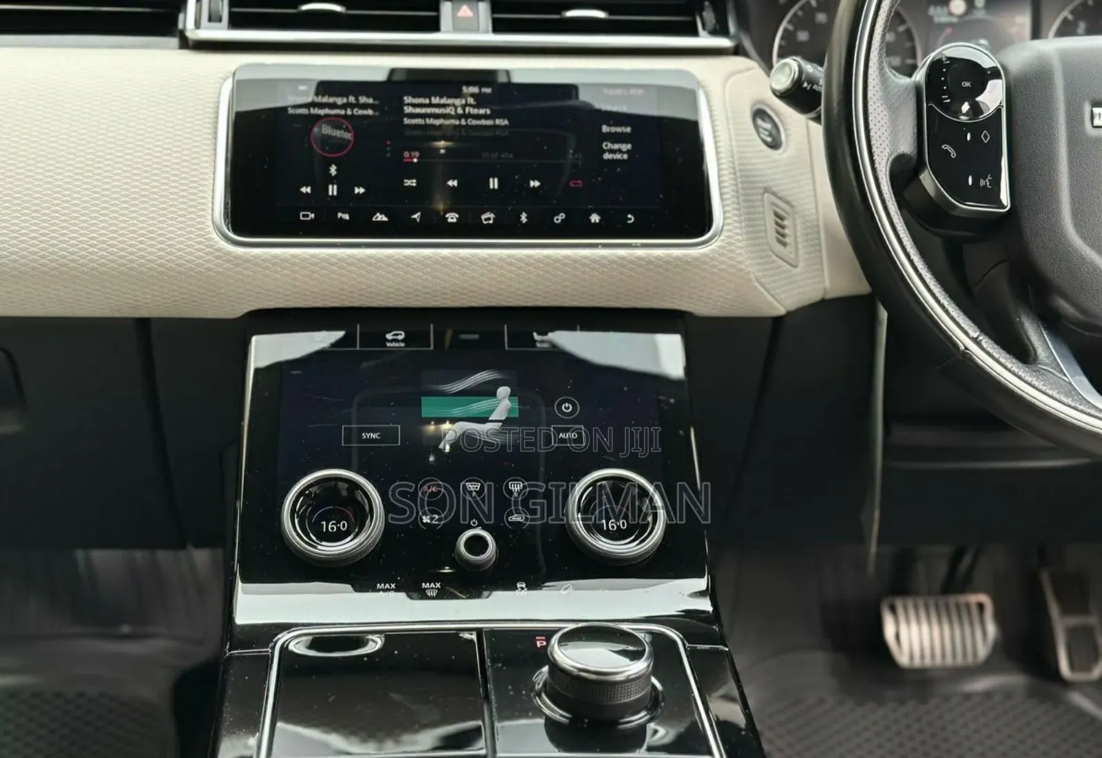 Land Rover Range Rover Velar 2018 Brown