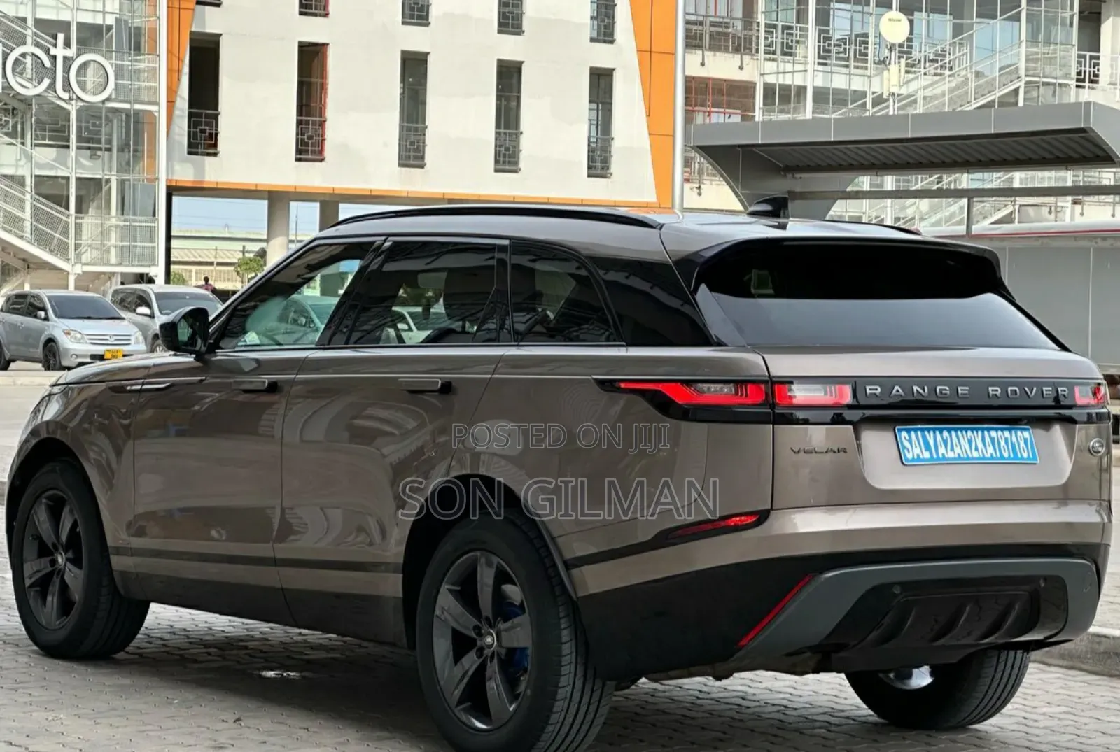 Land Rover Range Rover Velar 2018 Brown