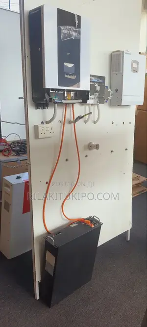 Lithium Power Battery Hybrid Solar Inverter