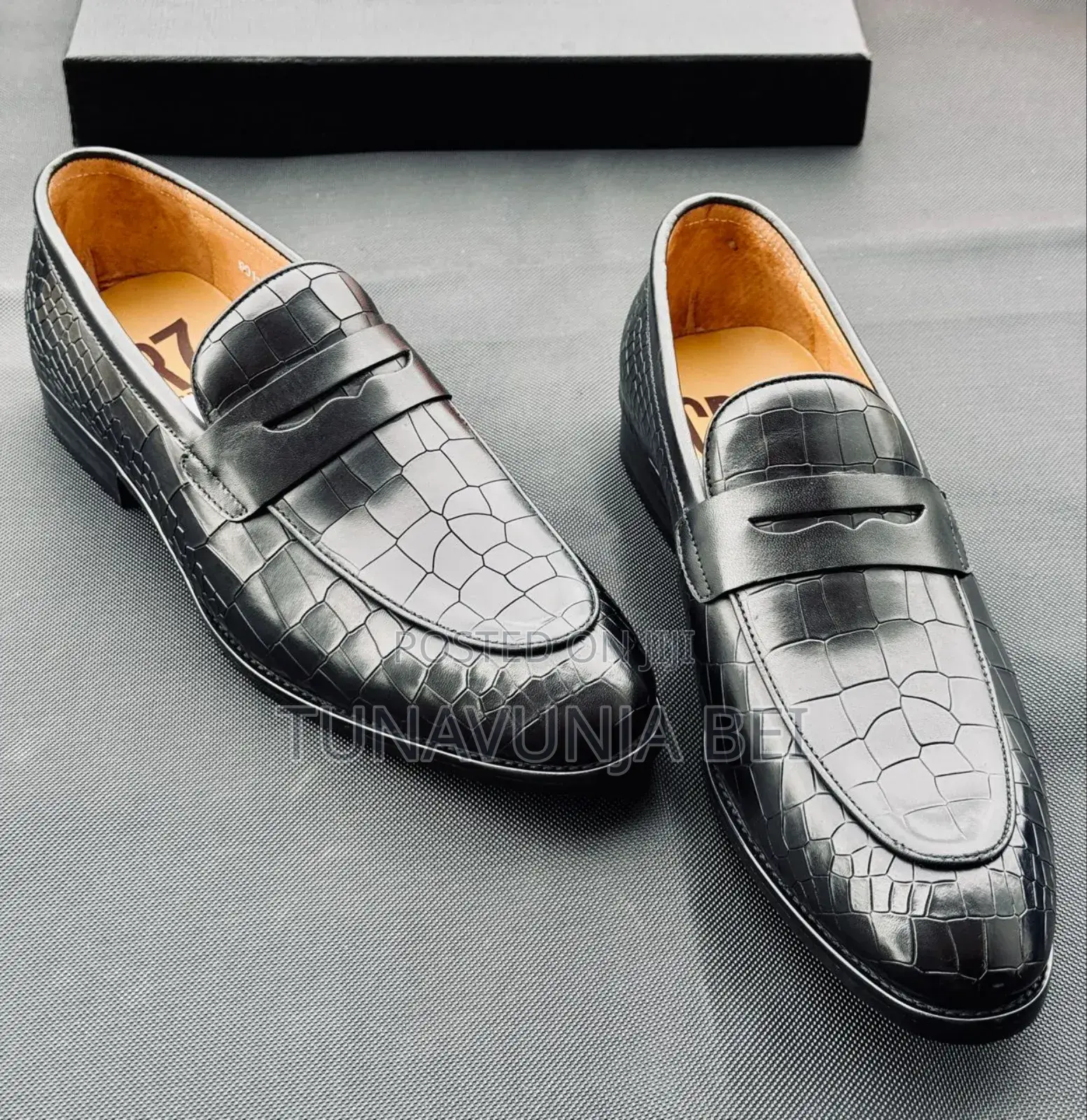 Black New Moccains