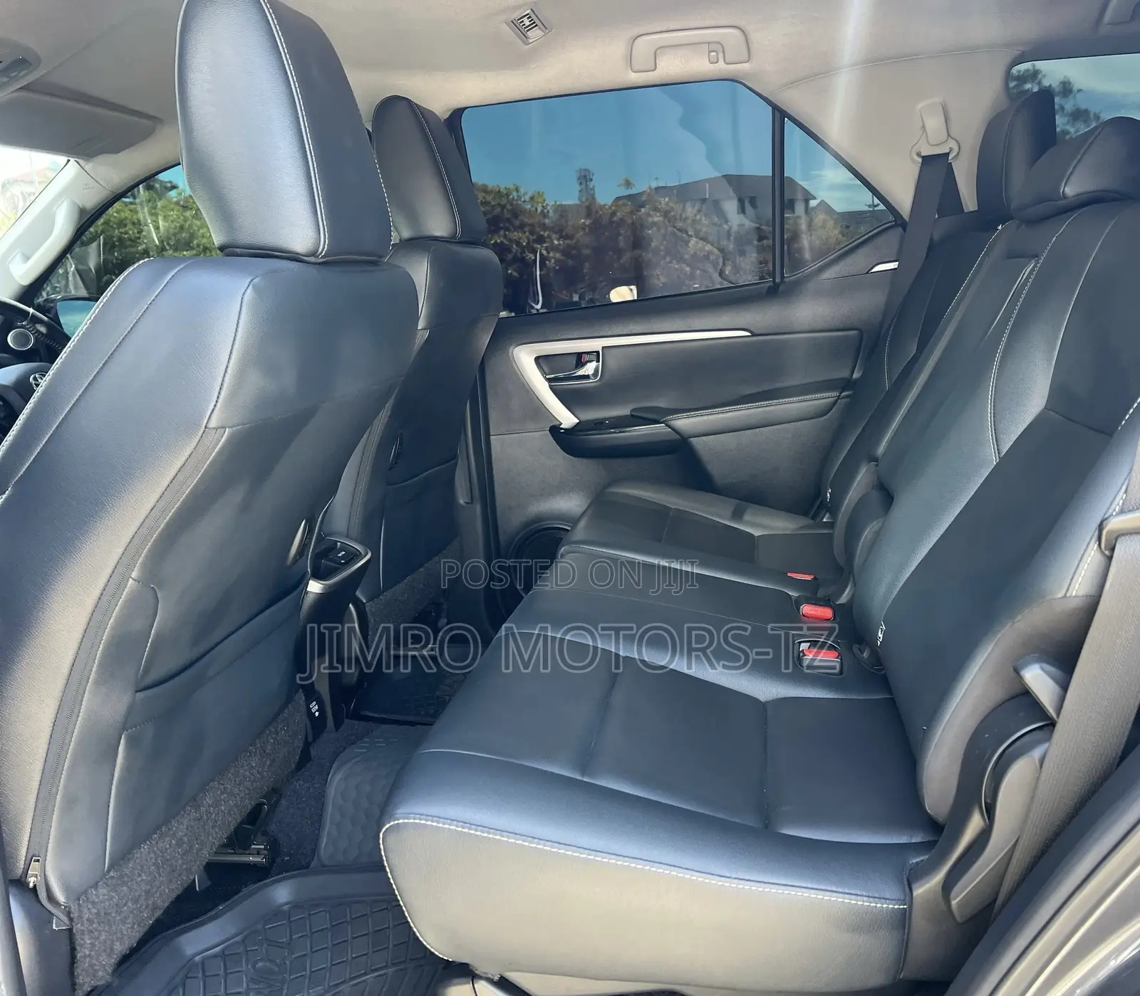 Toyota Fortuner 2022 Gray
