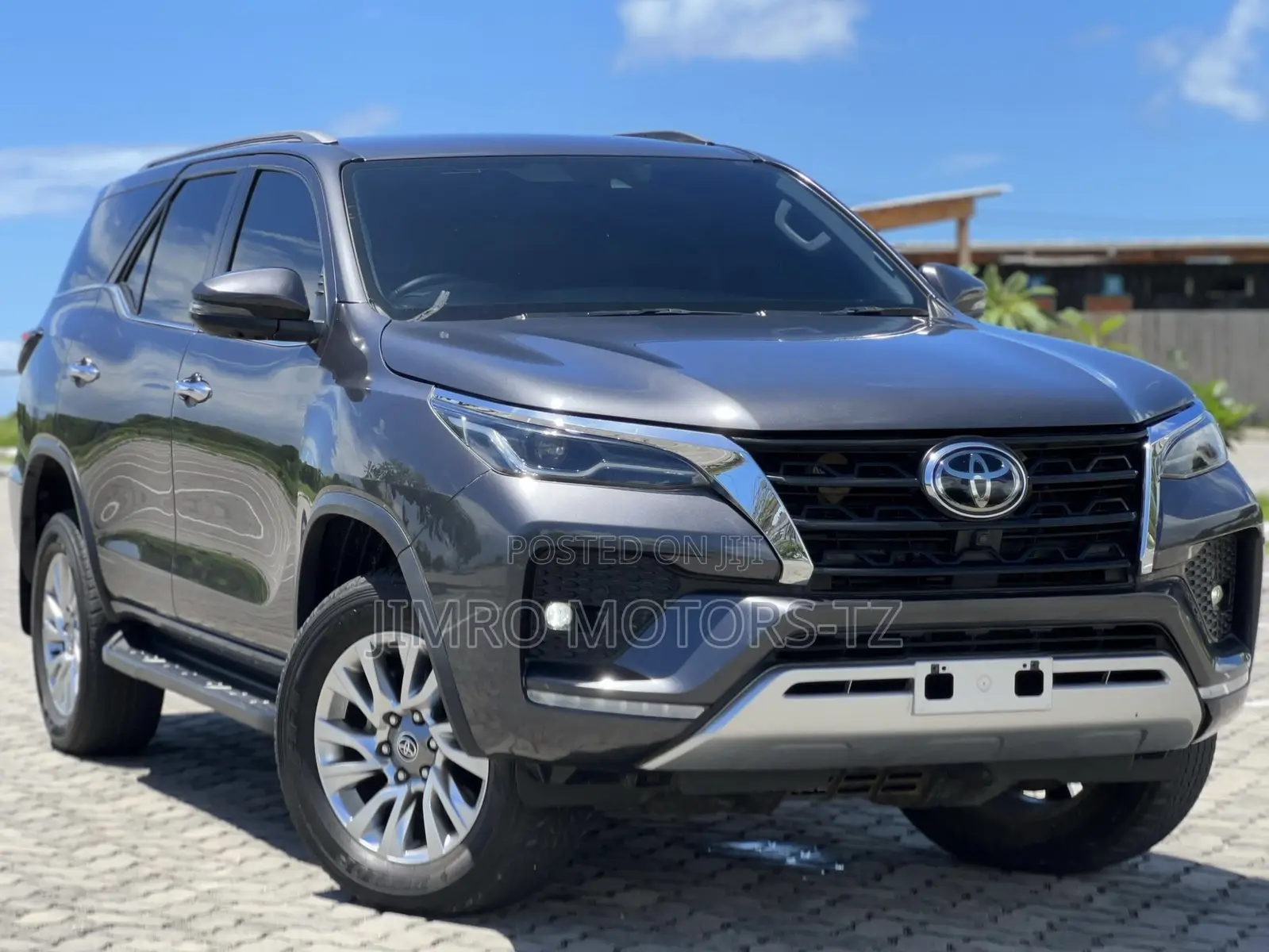 Toyota Fortuner 2022 Gray