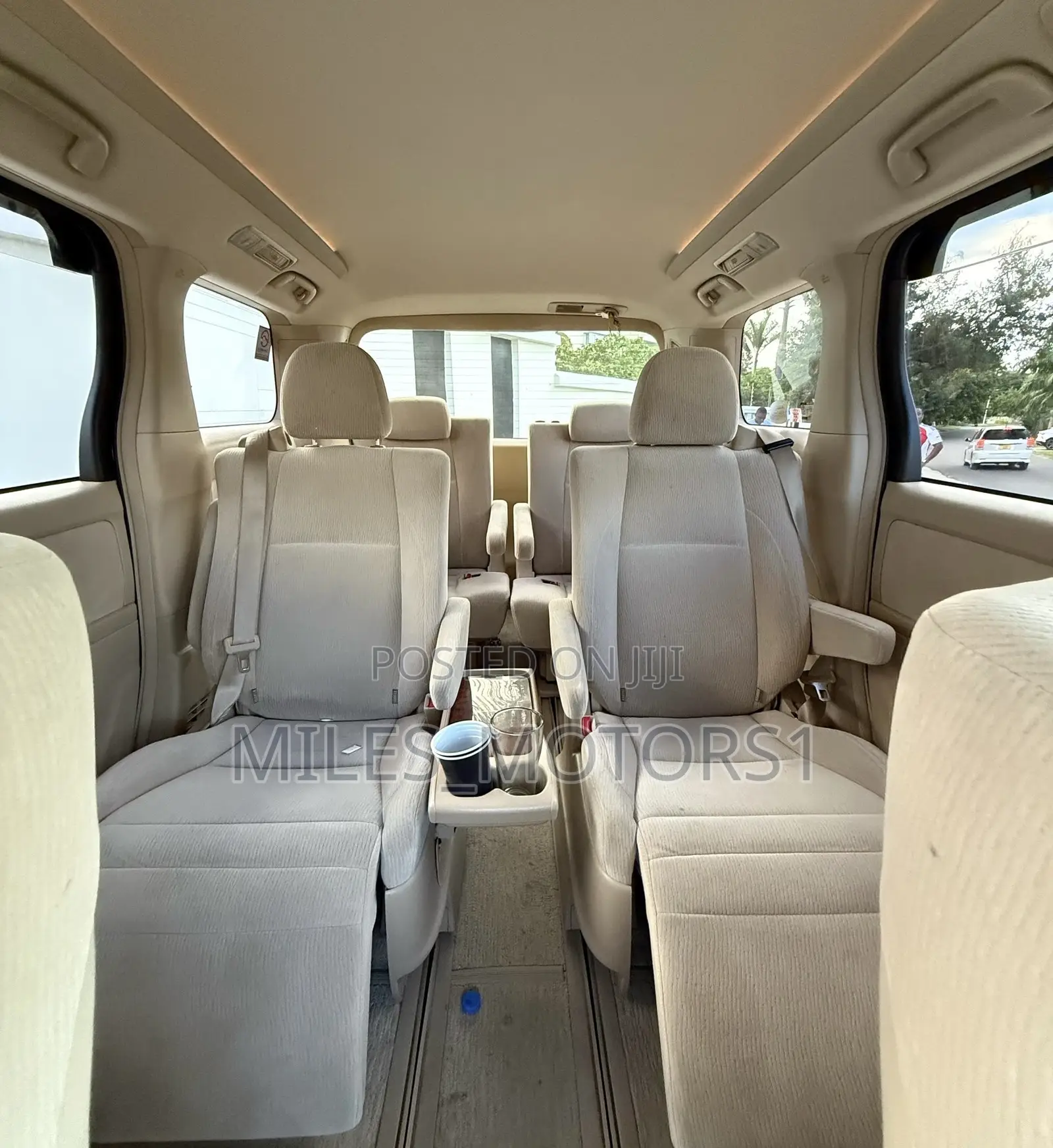 Toyota Vellfire 2010 Gray