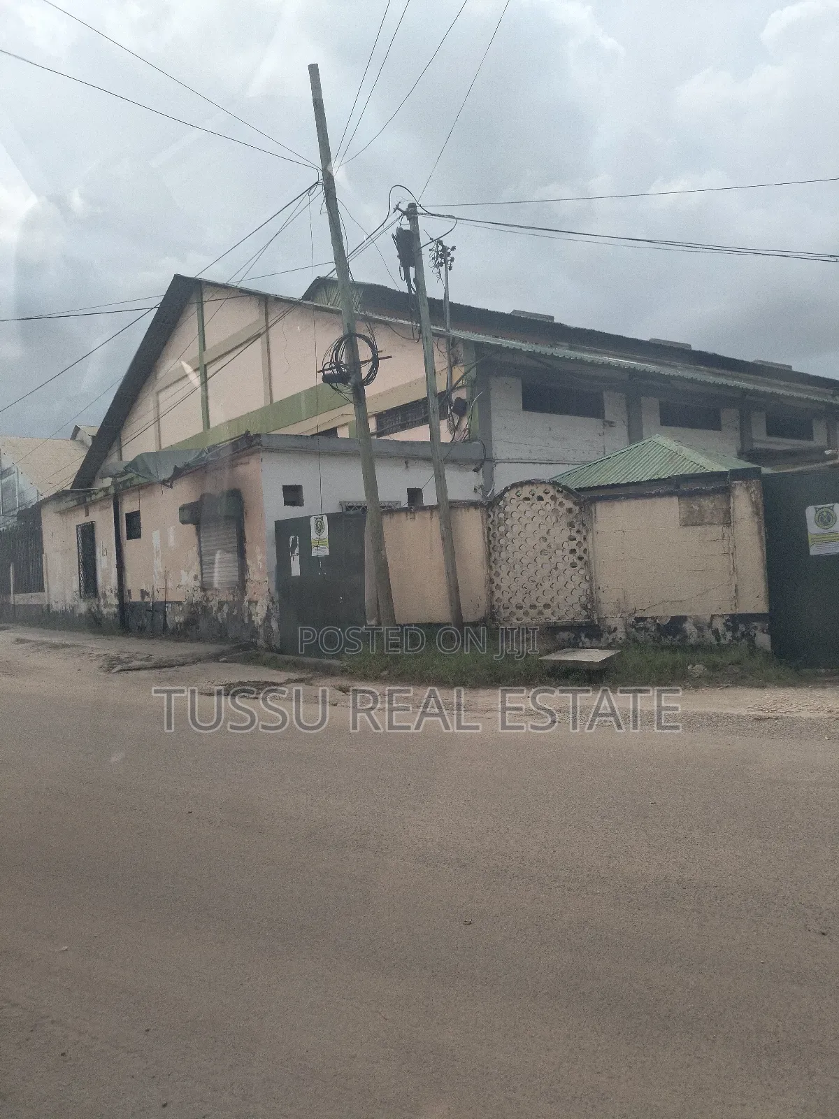 Warehouse for Rent at Kamata /Railway Station SQM 420