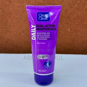 Photo - Clean Clear Daily Dual Action Moisturiser 100ml