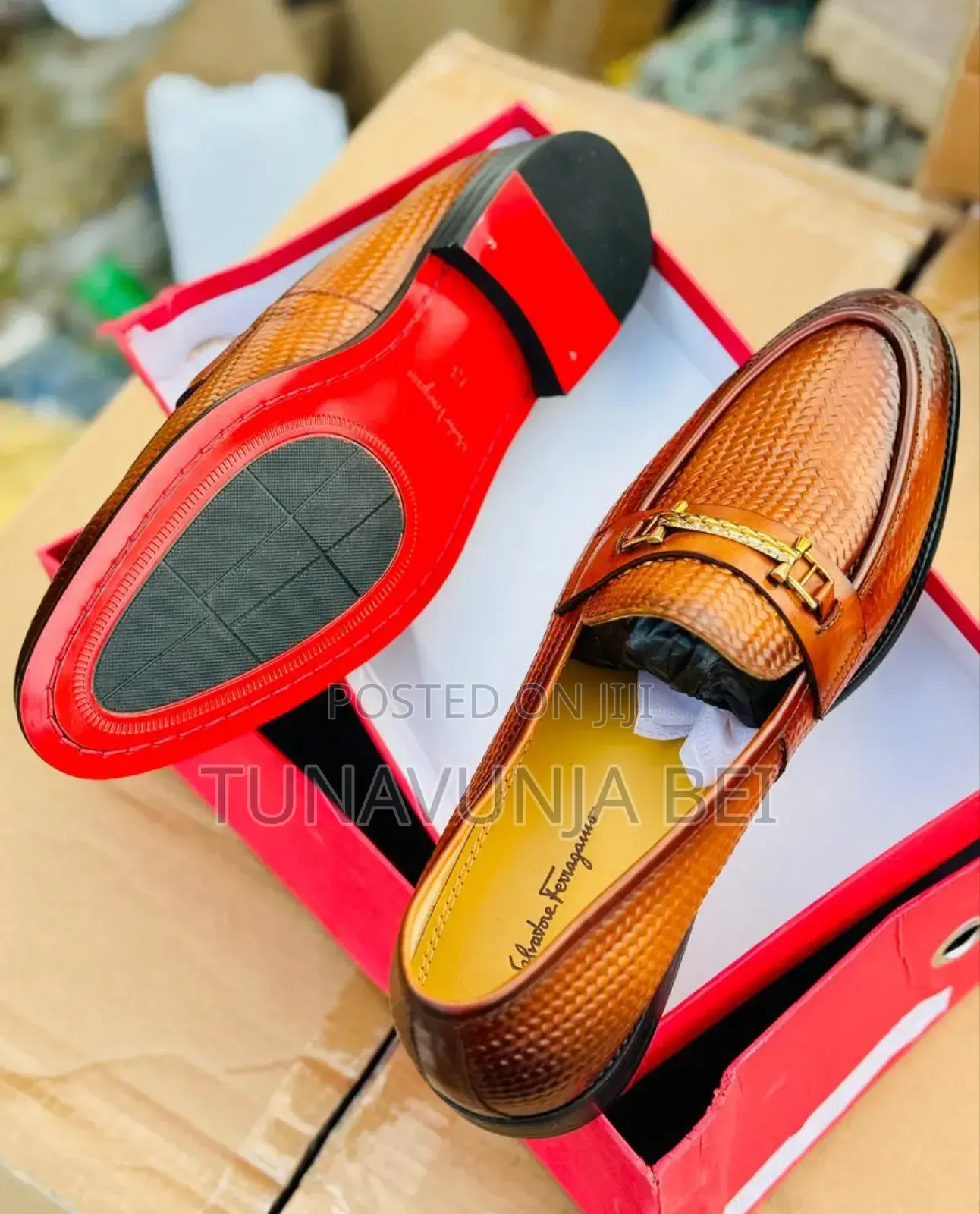 Moccains Salvatone