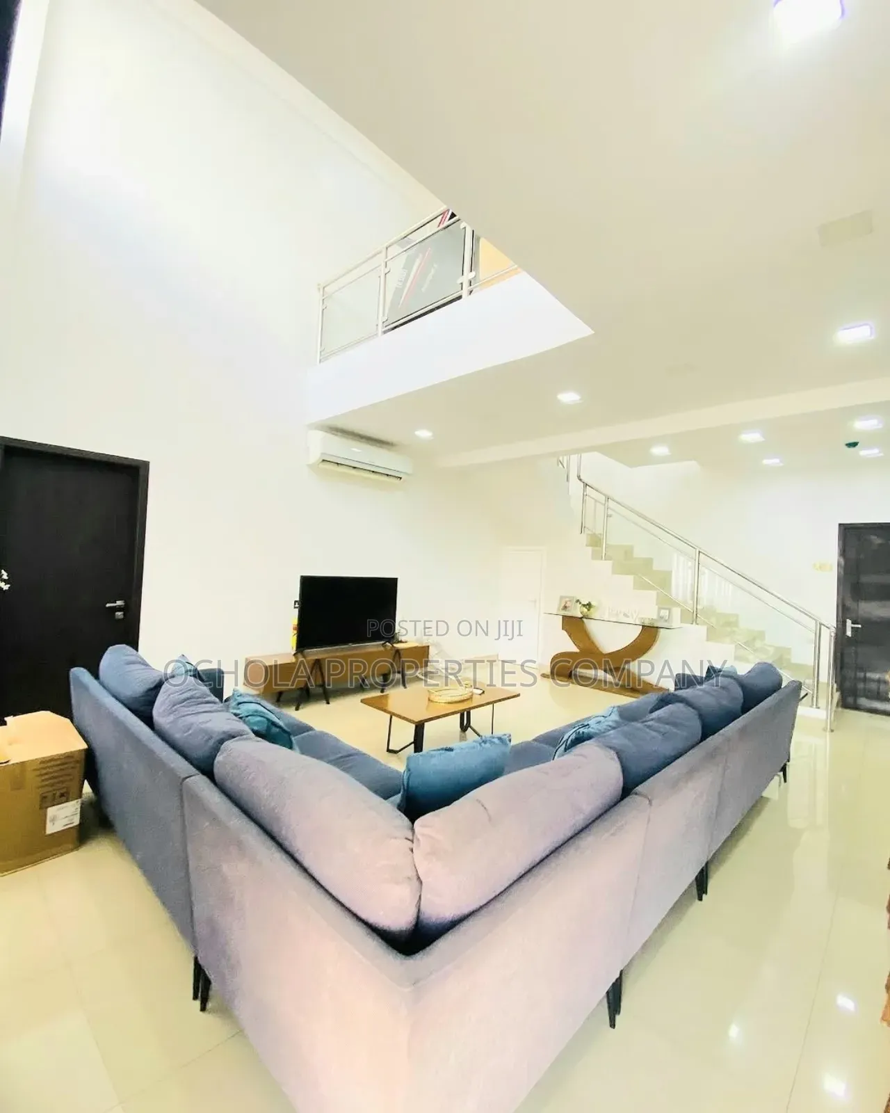 Furnished 3bdrm Penthouse in Upanga East for rent