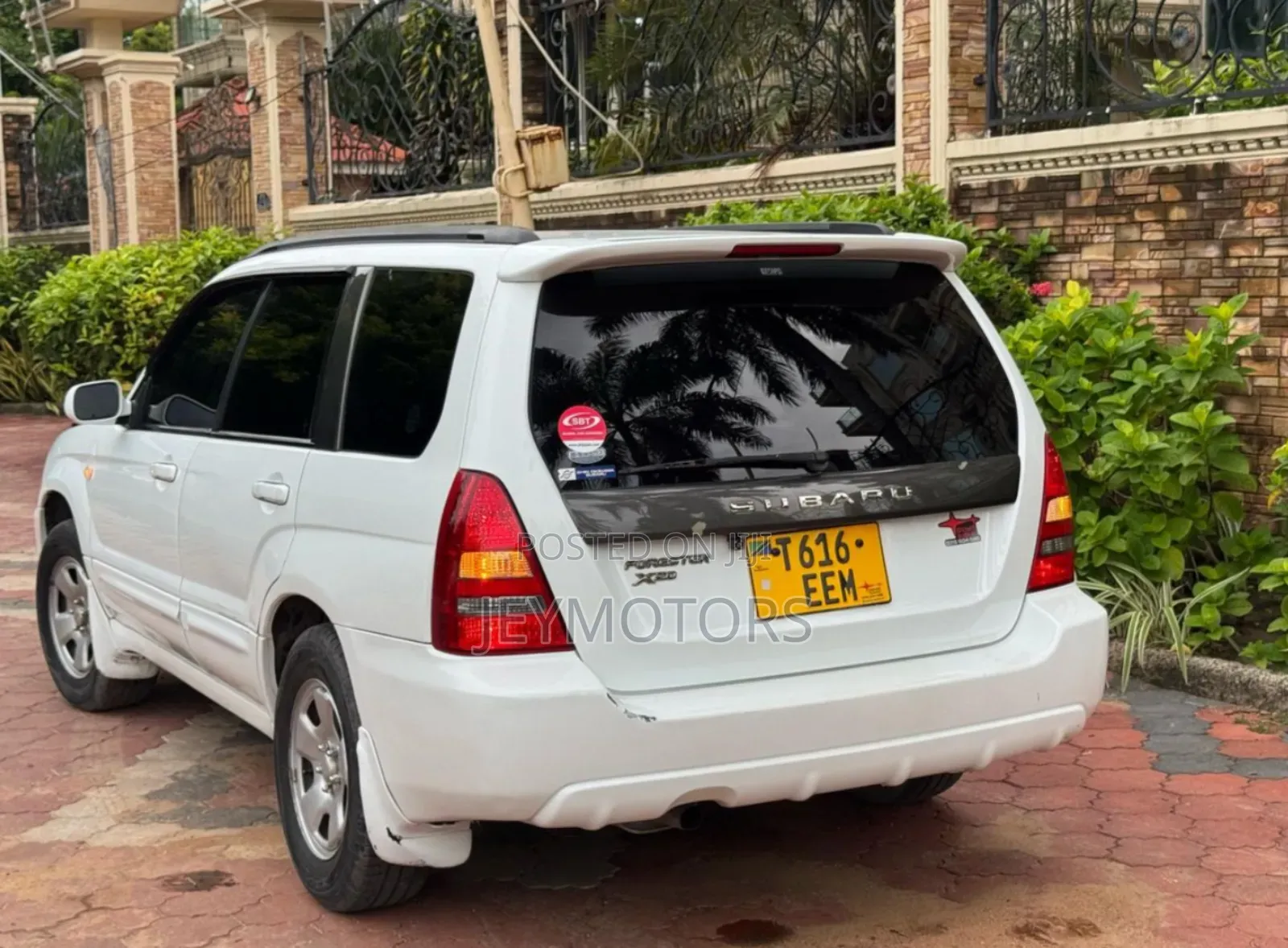 Subaru Forester 2004 White