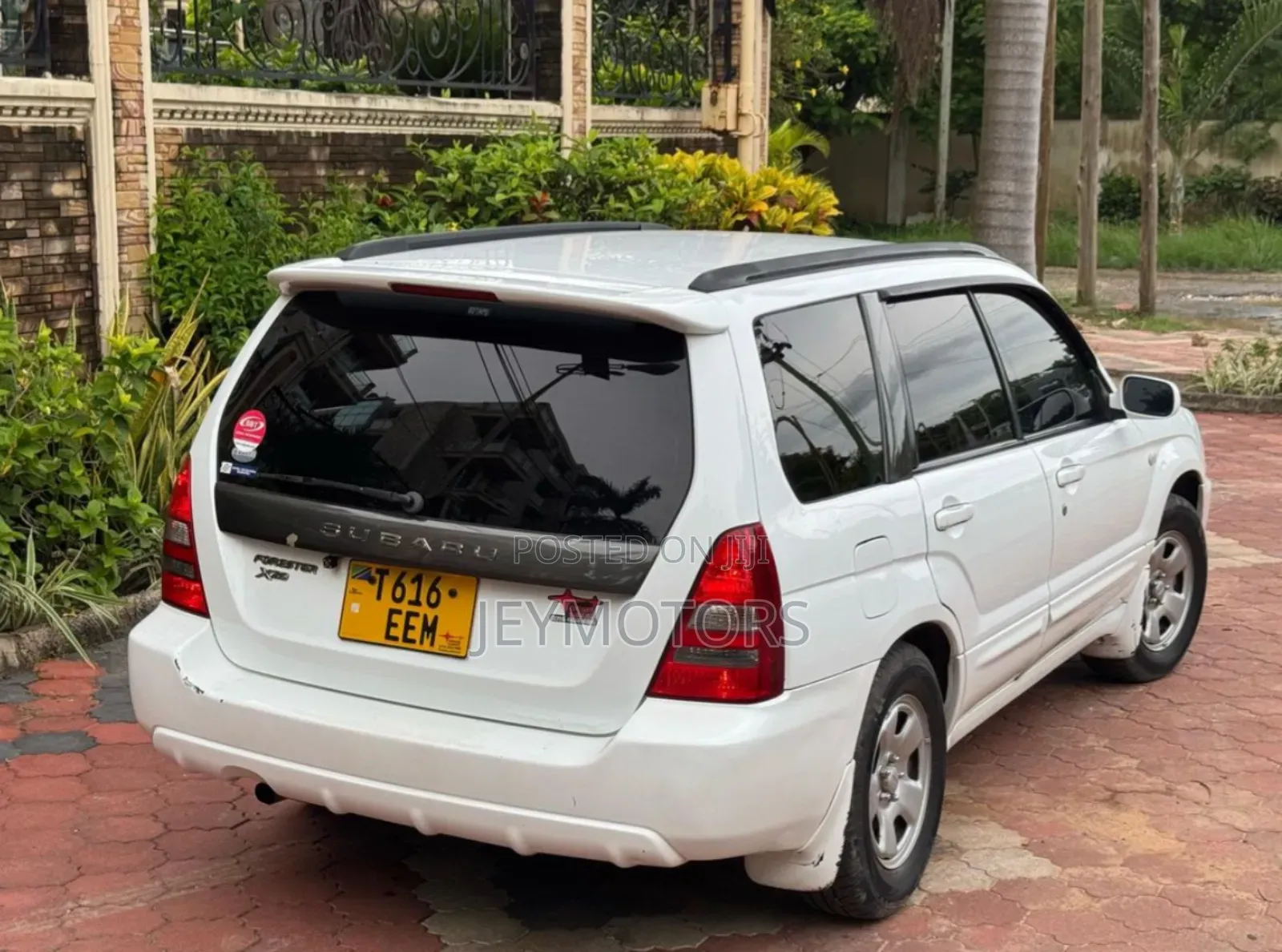 Subaru Forester 2004 White