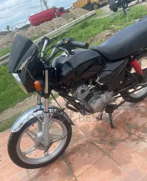 TVS 2022 Black