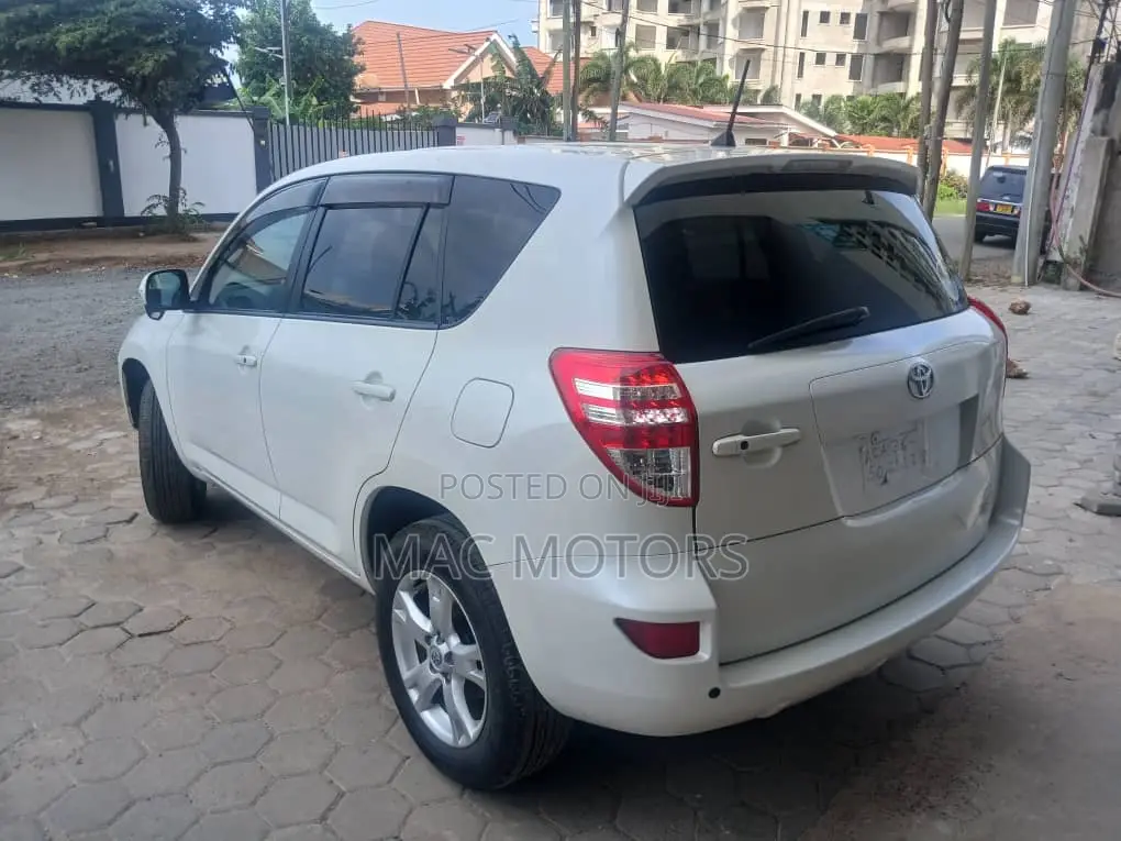 Toyota RAV4 2009 Pearl