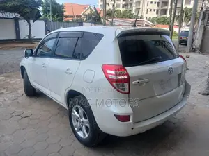 Toyota RAV4 2009 Pearl