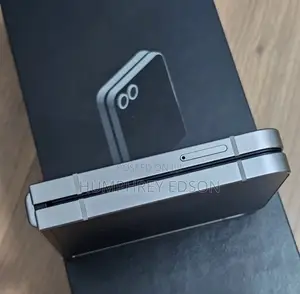 New Samsung Galaxy Z Flip6 256 GB