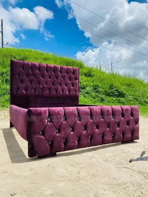 Bed Sofa Classic Sana Maloon