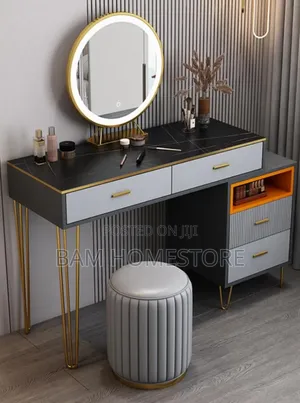 Classic Elegant Dressing Table
