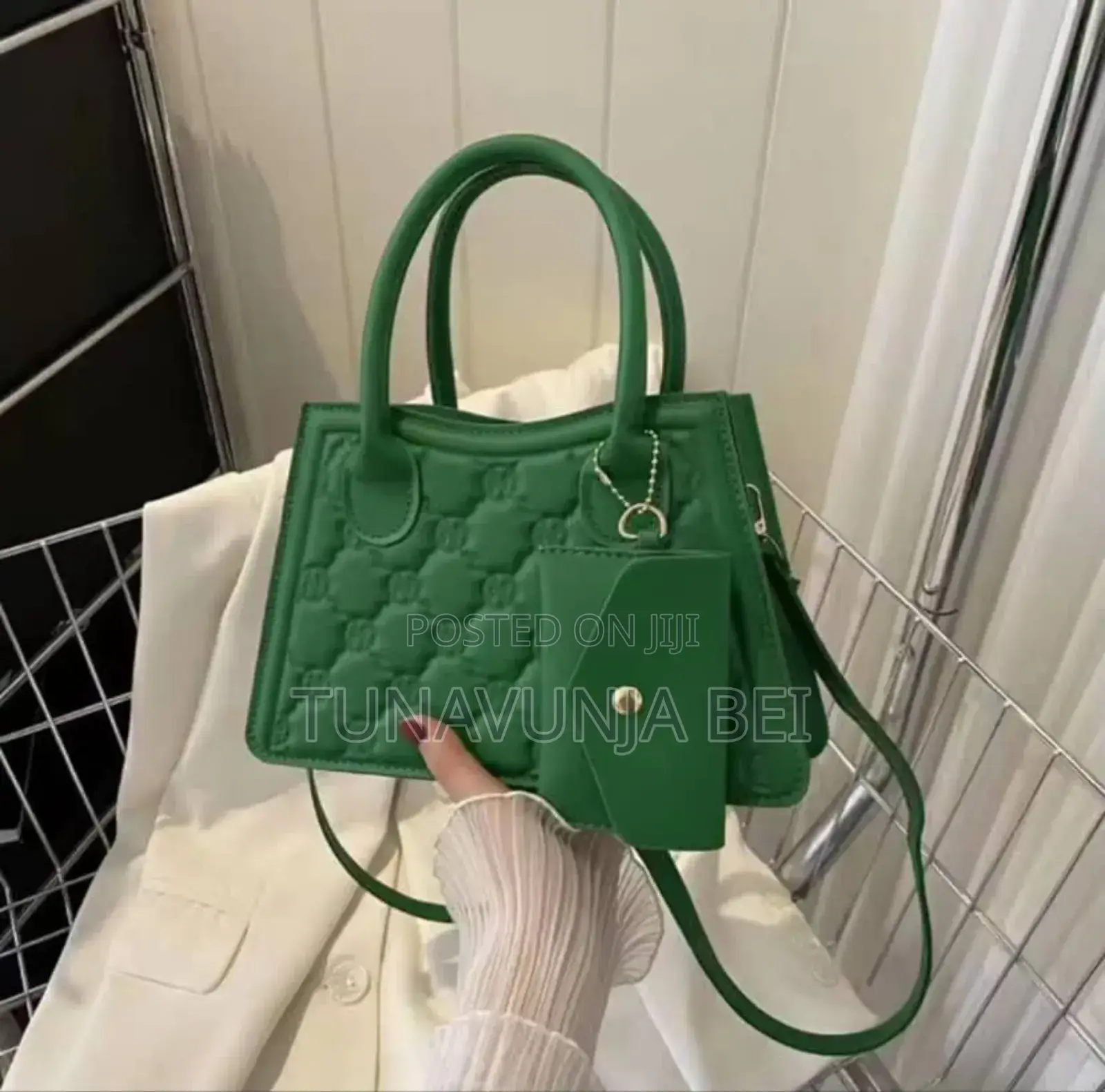 Hand Bag / Ladies Bag