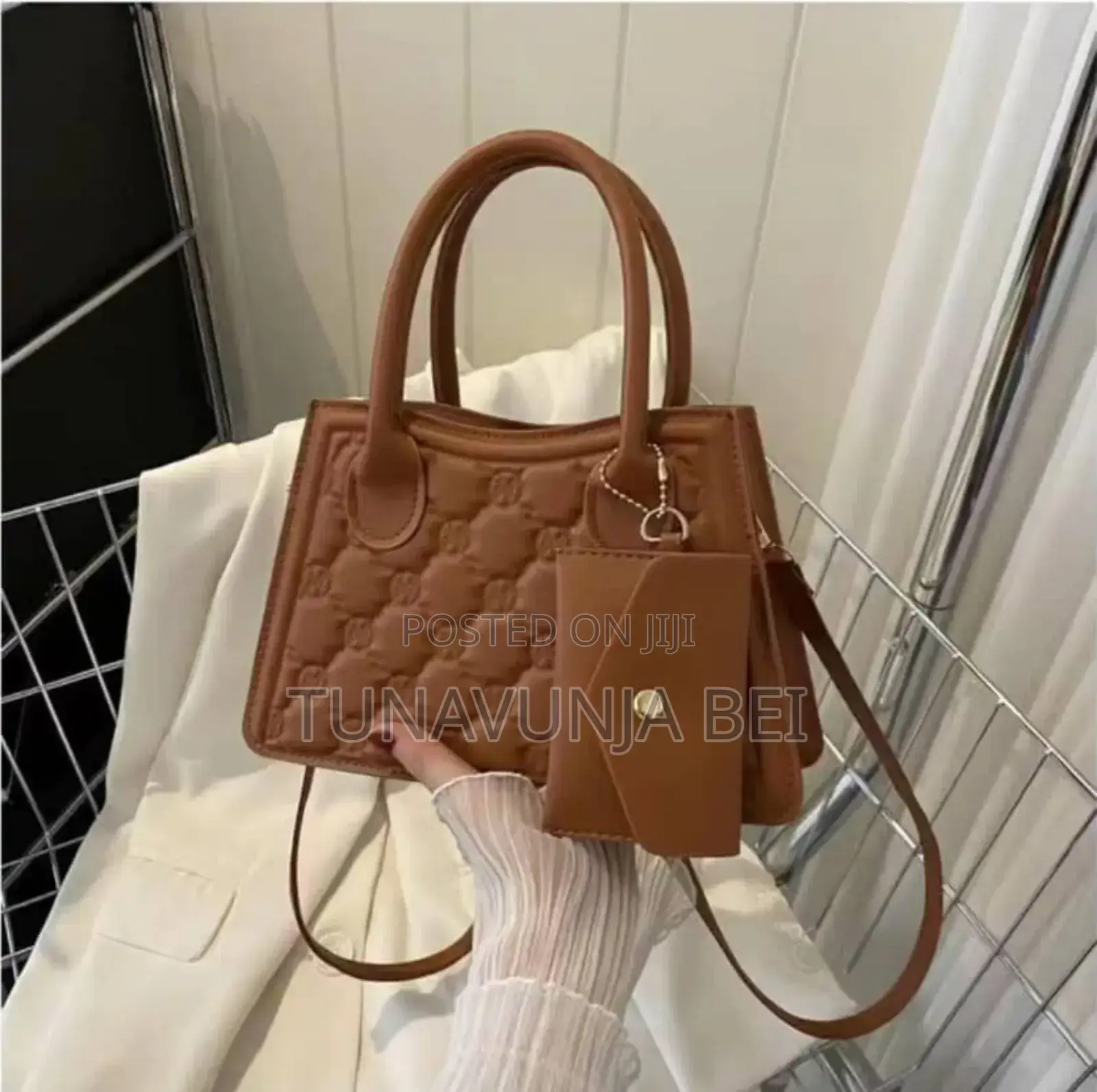 Hand Bag / Ladies Bag