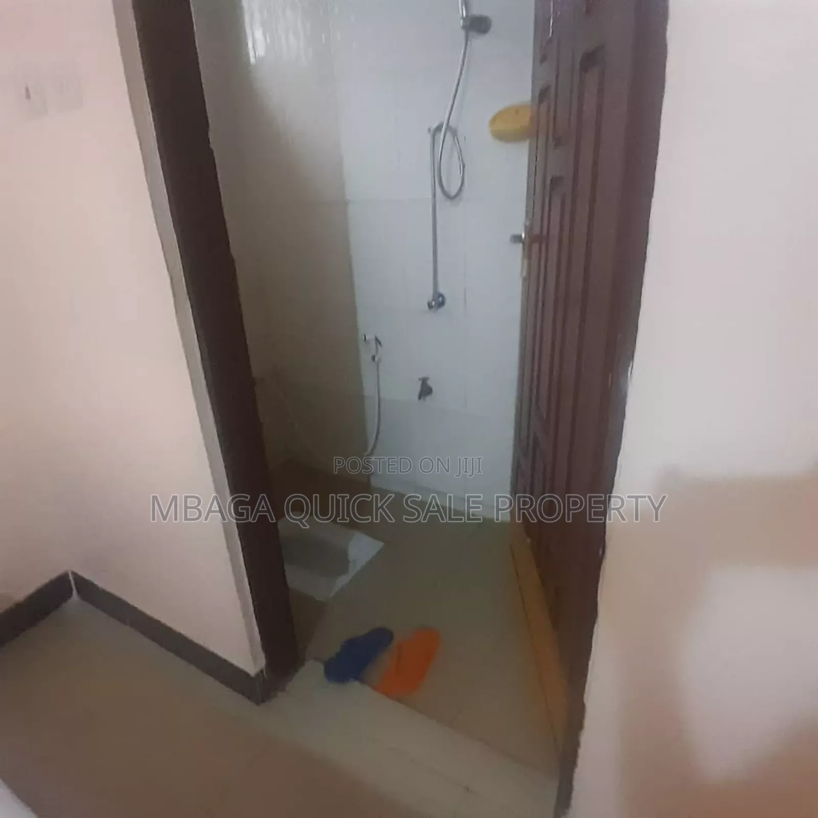 10bdrm House in Mbezi Kwa Msuguri for sale