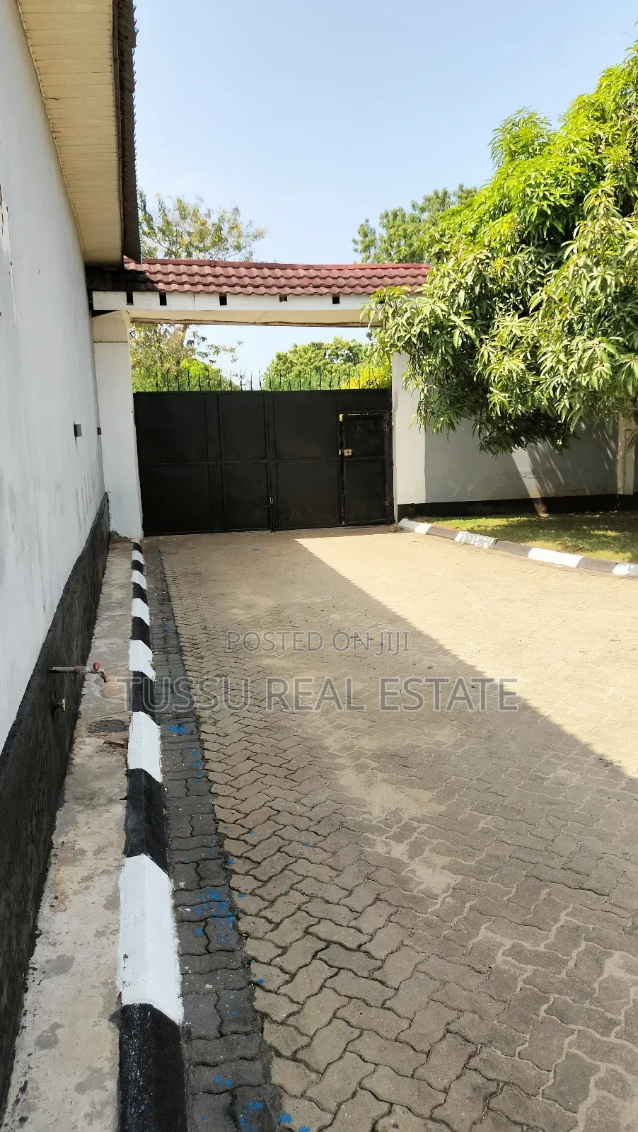 5bdrm House in Mbezibeach Jogoo for sale