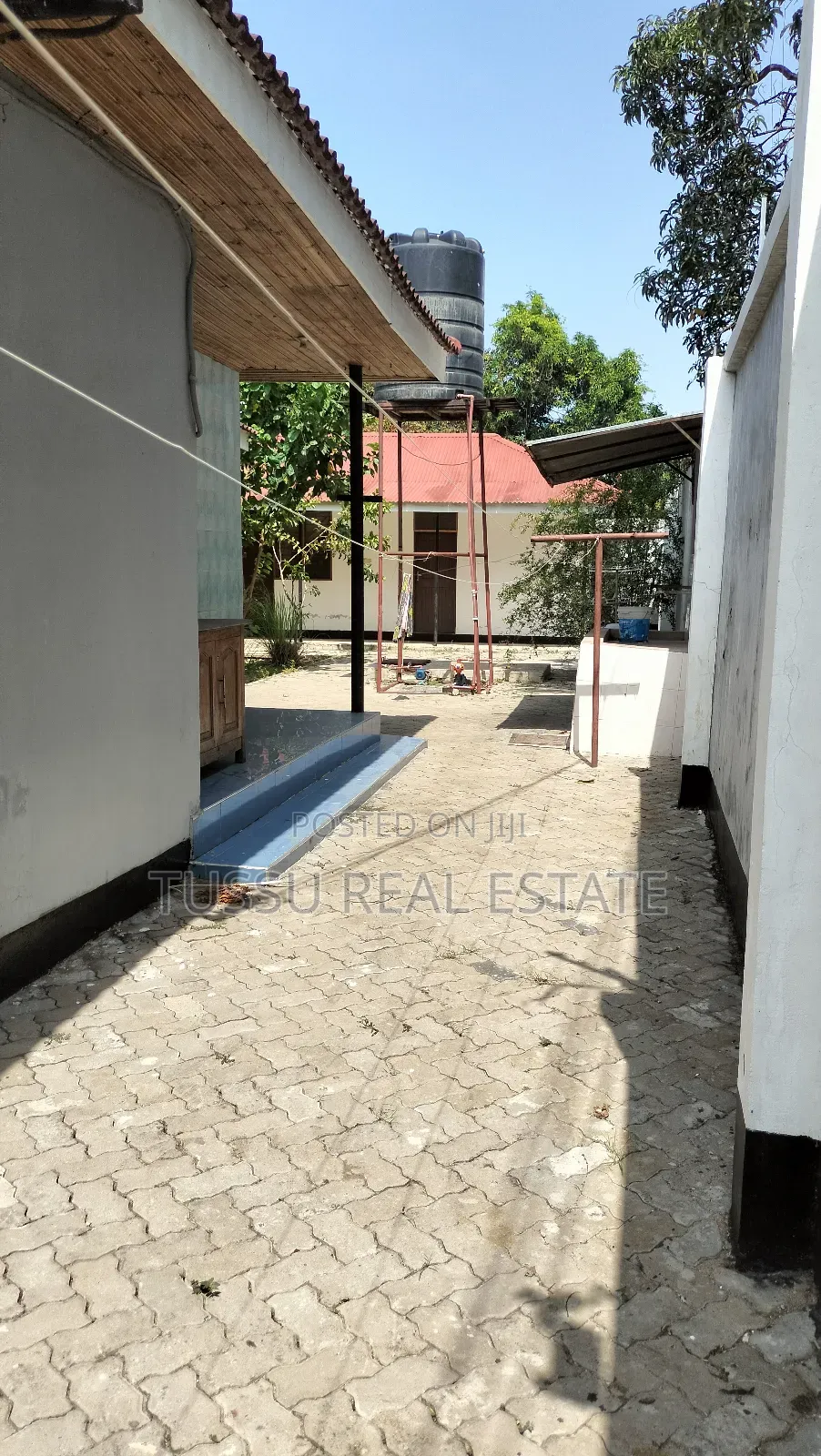 5bdrm House in Mbezibeach Jogoo for sale