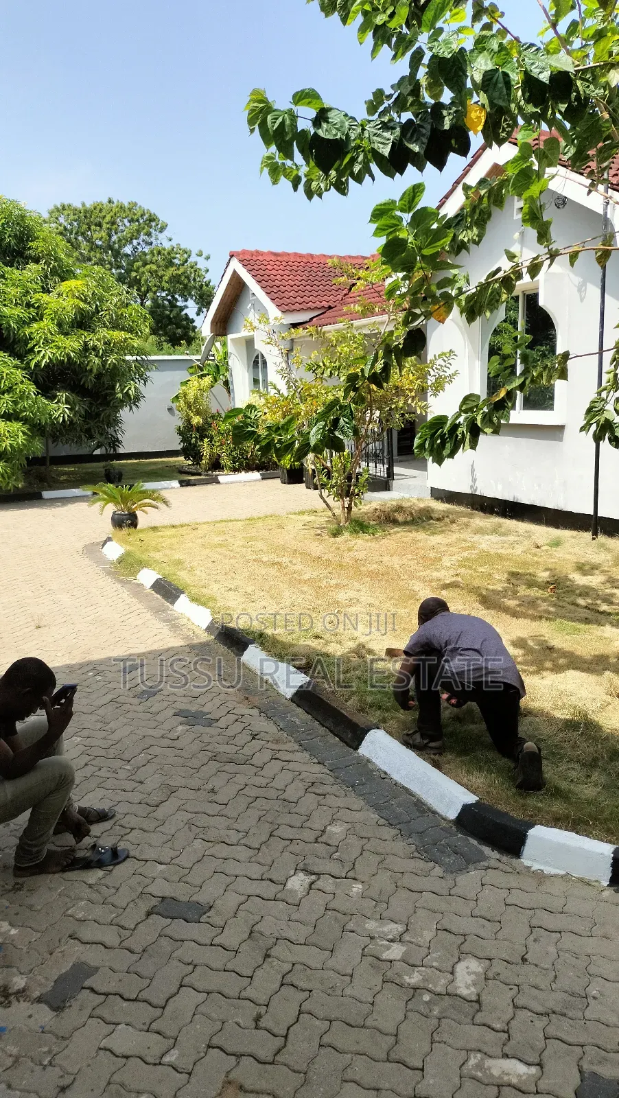 5bdrm House in Mbezibeach Jogoo for sale