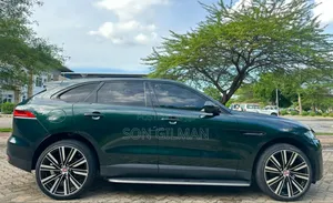 Jaguar F-Pace 2019 Green