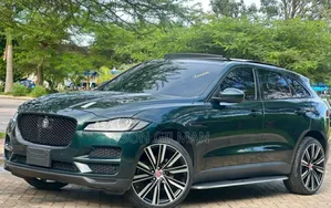 Jaguar F-Pace 2019 Green