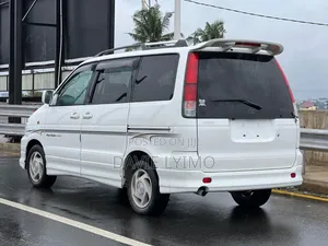 Toyota TownAce Noah 2000 Pearl