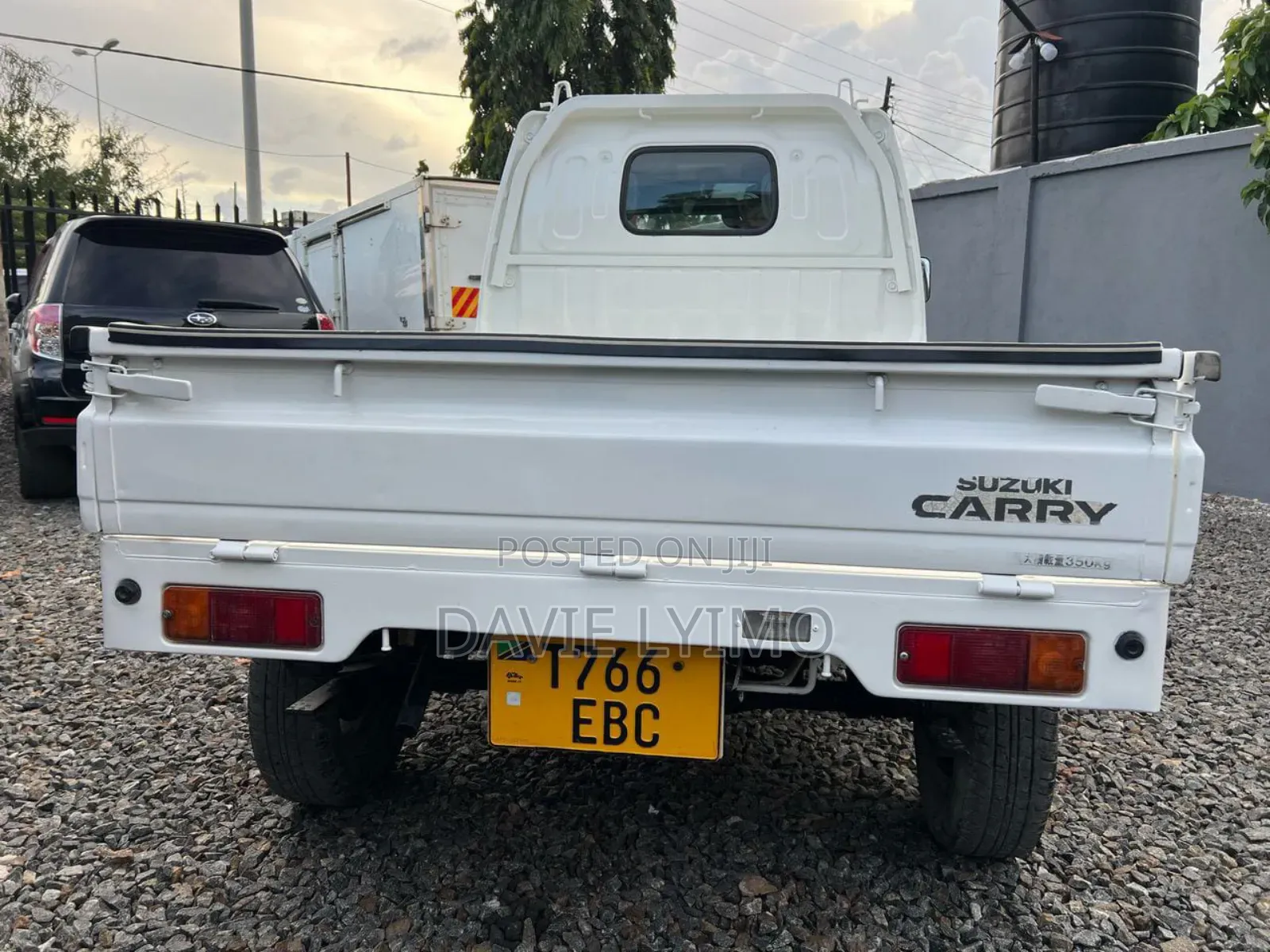 Suzuki Super Carry 2001 White