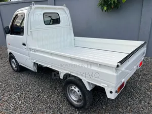 Suzuki Super Carry 2001 White