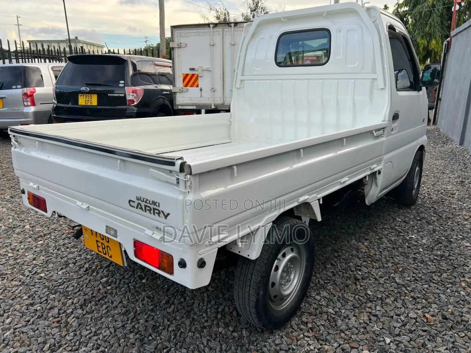 Suzuki Super Carry 2001 White
