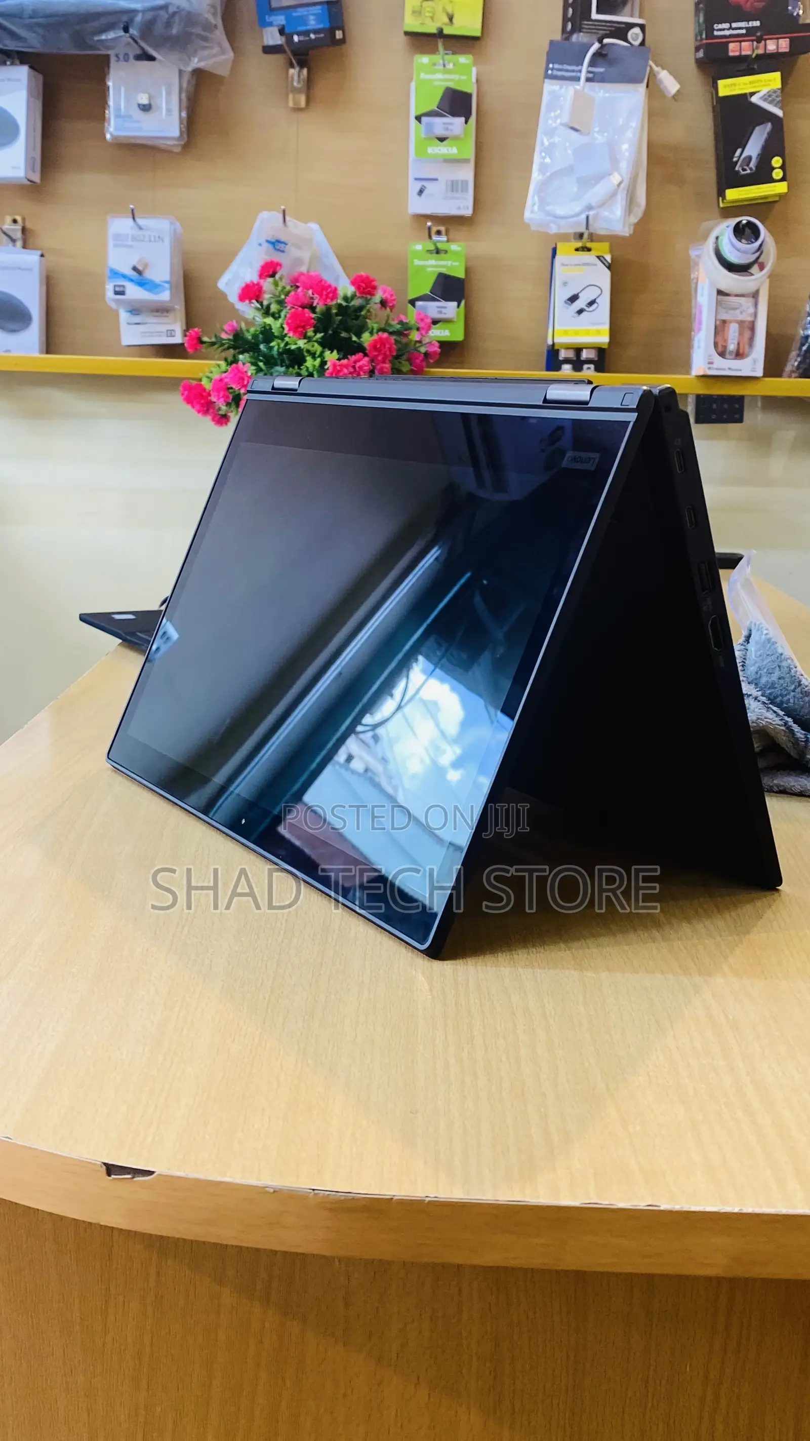 Laptop Lenovo ThinkPad X380 Yoga 8GB Intel Core I5 SSD 256GB