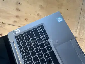 Laptop Dell Latitude 7300 16GB Intel Core I7 SSD 256GB
