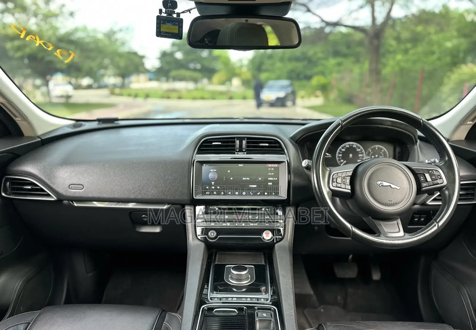 Jaguar F-Pace 2017 Green