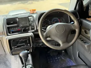 Suzuki Jimny 2000 Silver