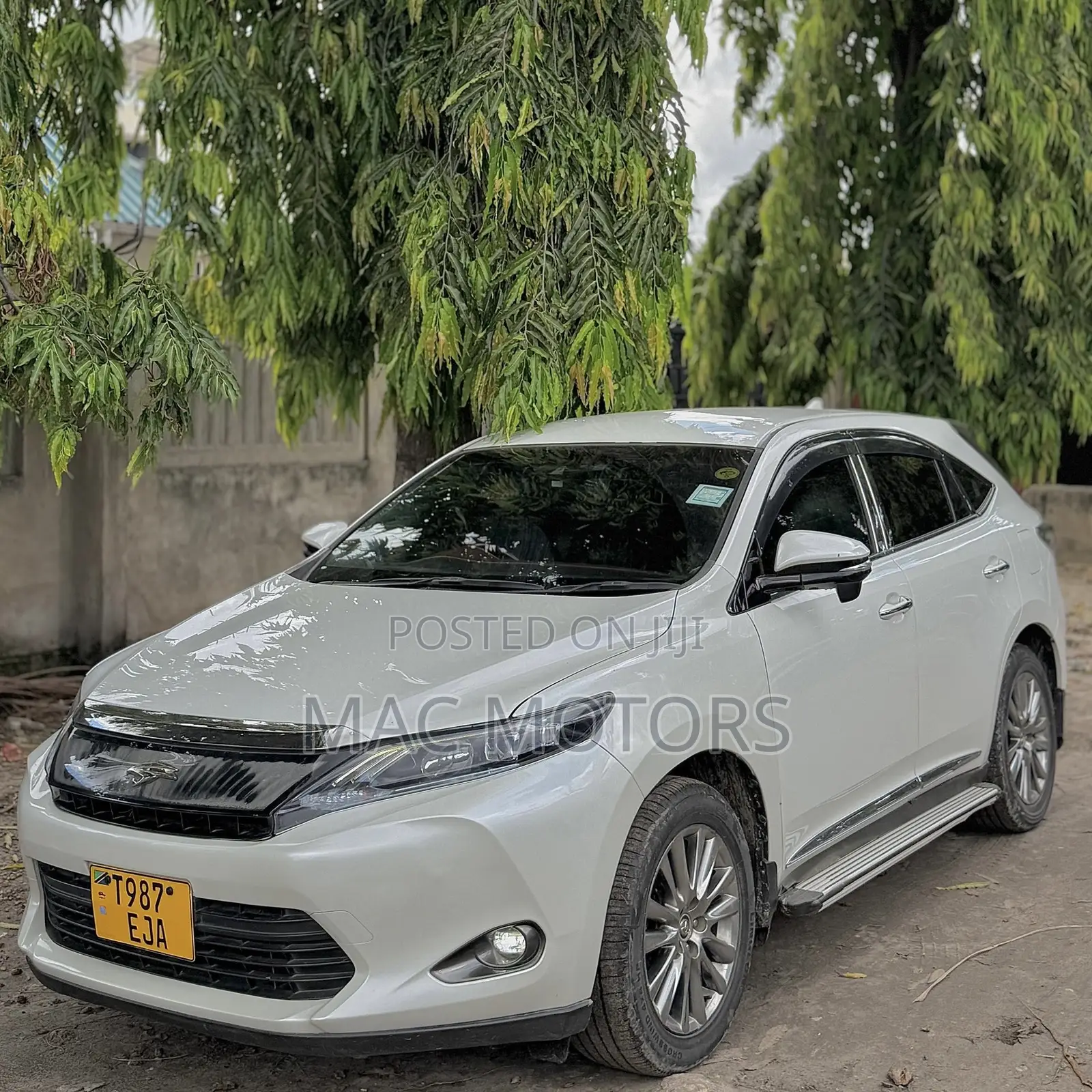 Toyota Harrier 2014 White