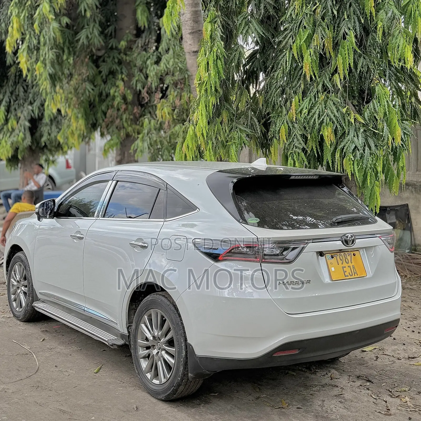 Toyota Harrier 2014 White