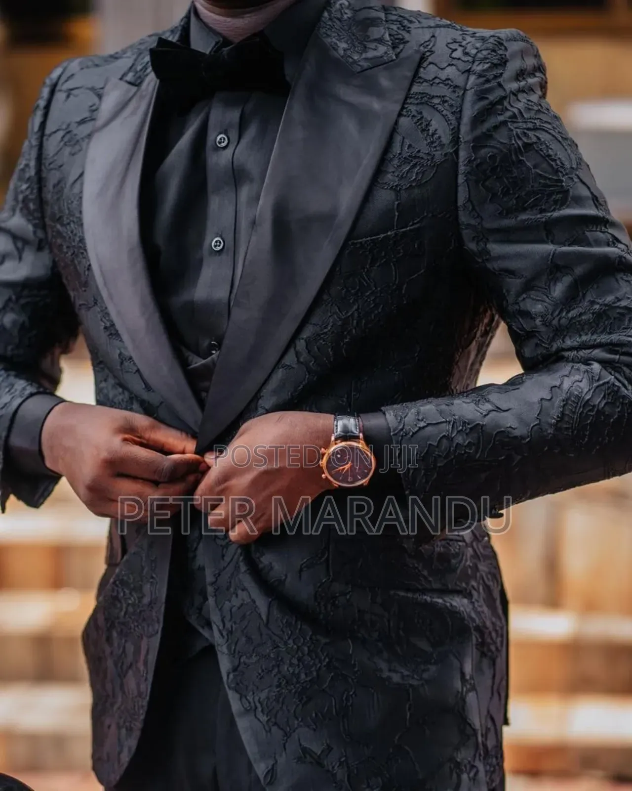 Nyeusi Suits Za Kiume