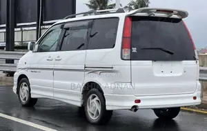 Toyota TownAce Noah 2000 White