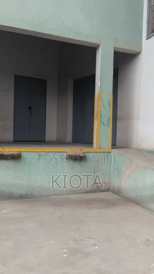 Warehouse Tabata Matumbi