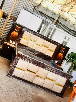 Kitanda Mbao Mixer Sofa Na Bed Side Zake Mbili Na Taa