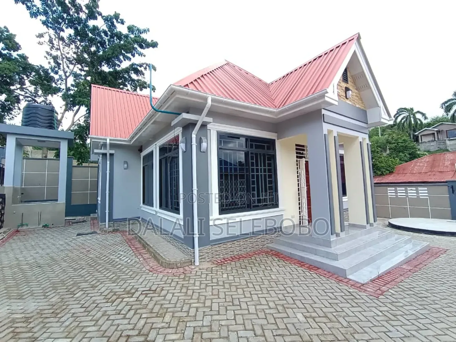 2bdrm Apartment in Kimara Stop Over for rent
