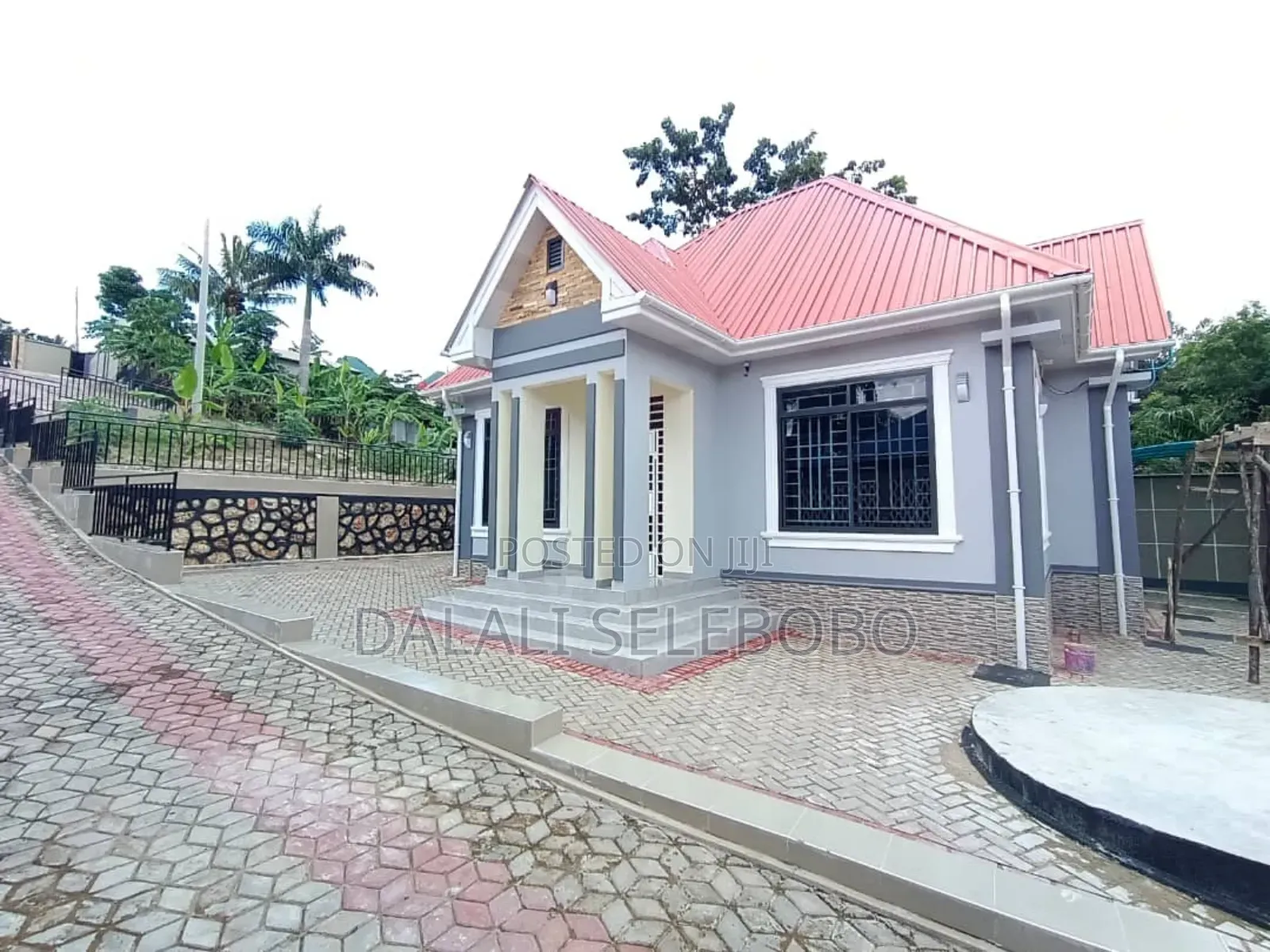 2bdrm Apartment in Kimara Stop Over for rent