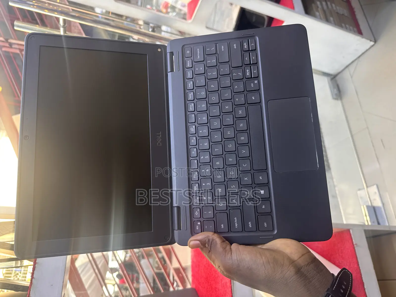 Laptop Dell Latitude 3120 4GB Intel SSD 128GB