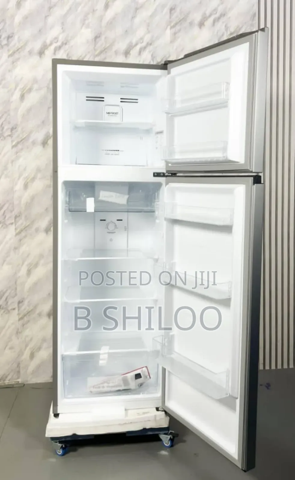 Airlux Refrigerator